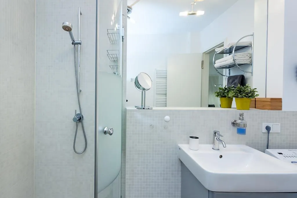 Modern Apartment In The Luxury Complex Marthashof Berlin