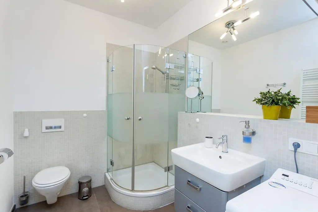 Modern Apartment In The Luxury Complex Marthashof Berlin